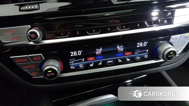 BMW 5 Series (G30) id 3356011 из Кореи 9