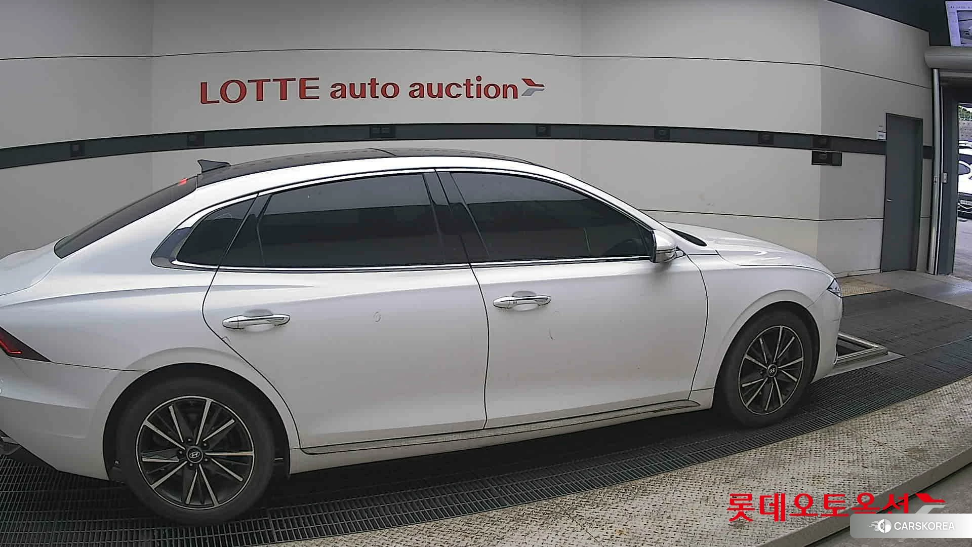 Hyundai Grandeur id 4289423 из Кореи 9