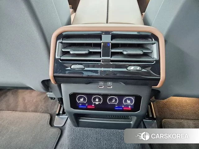 BMW 5 Series (G60) id 3477289 из Кореи 9