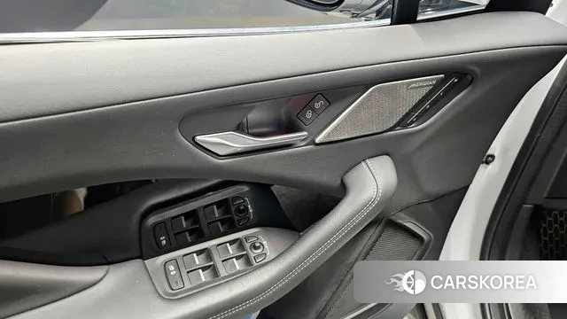 Jaguar I-PACE id 2986195 из Кореи 9