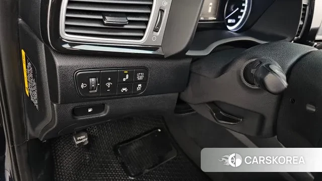 Kia Niro id 3391621 из Кореи 9