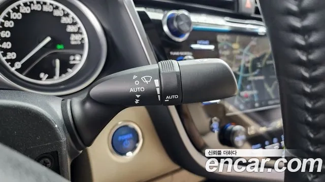 Toyota Camry (XV70) id 2881878 из Кореи 9