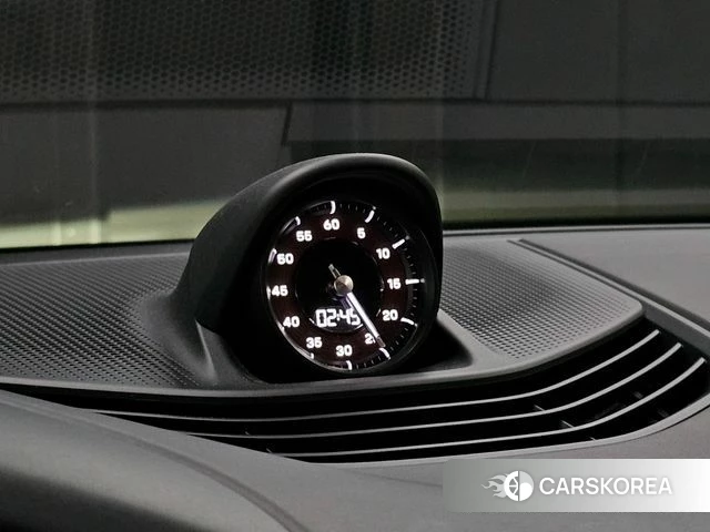 Porsche Taycan id 4321703 из Кореи 9