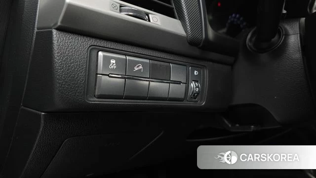 Ssangyong Rexton Sports id 4403492 из Кореи 9