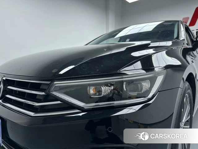 Volkswagen Magotan id 4290649 из Китая 9