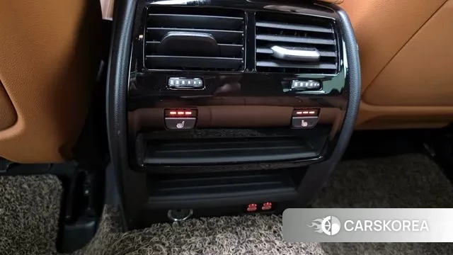 BMW 5 Series (G30) id 3053121 из Кореи 9