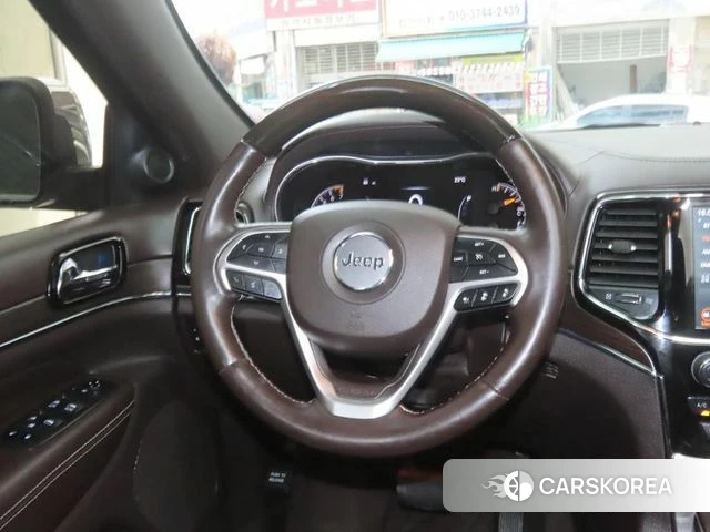 Jeep Grand Cherokee id 4482804 из Кореи 9
