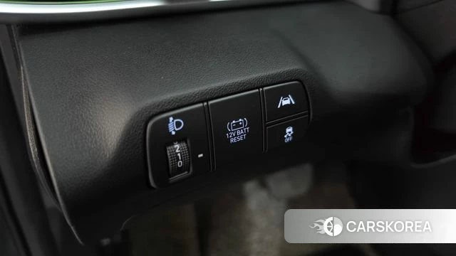 Hyundai Avante Hybrid (CN7) id 4683191 из Кореи 9