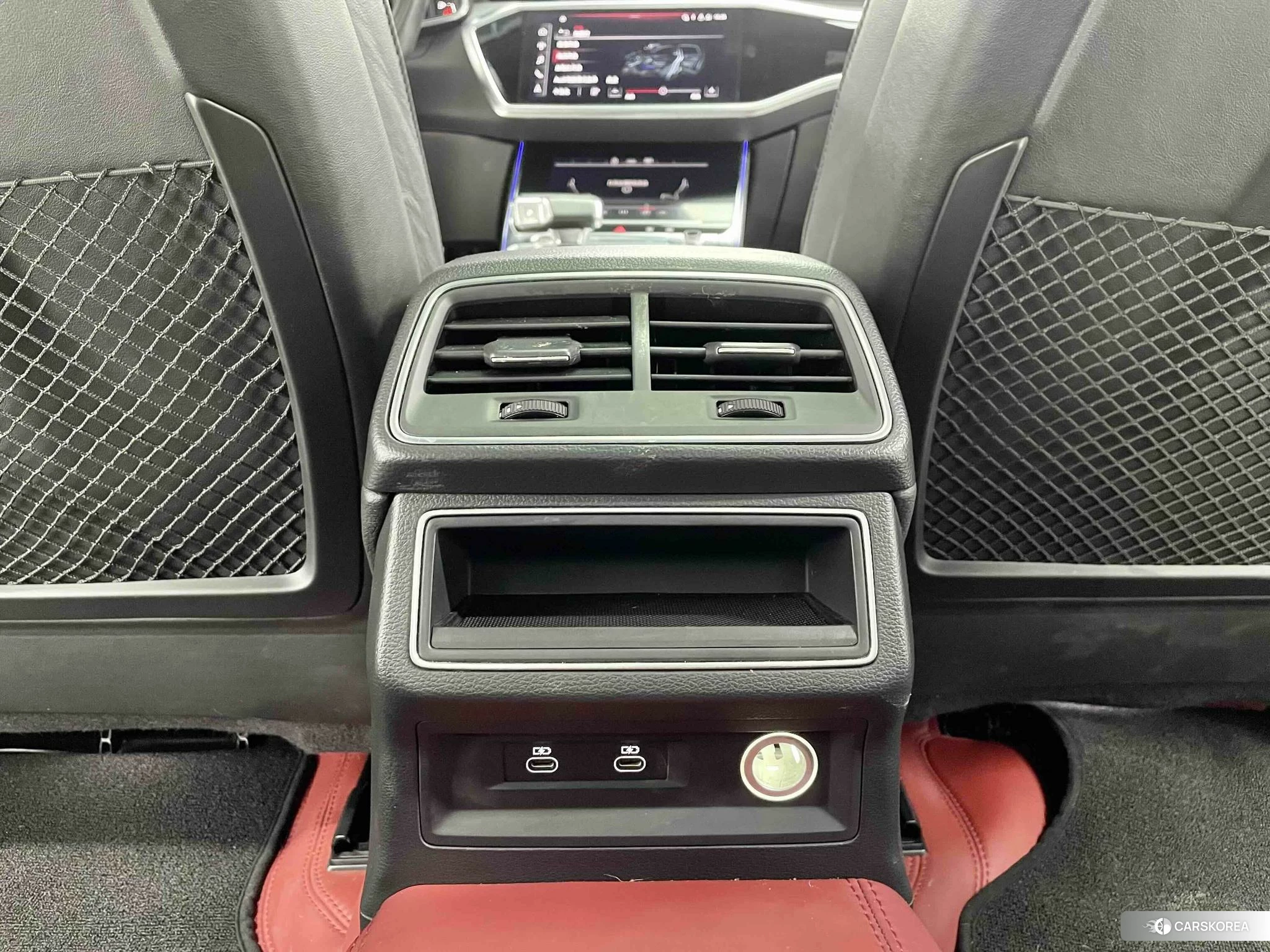 Audi A6L id 4492677 из Китая 9