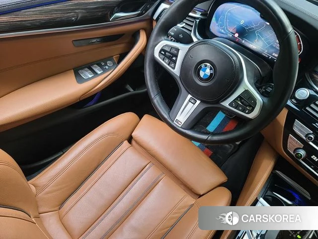BMW 5 Series (G30) id 4511414 из Кореи 9
