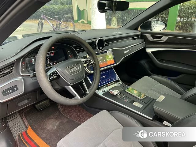 Audi A6L id 4259446 из Китая 9