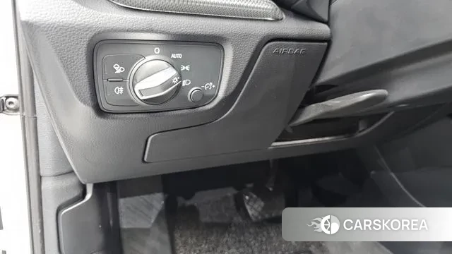 Audi New A3 id 3313463 из Кореи 9