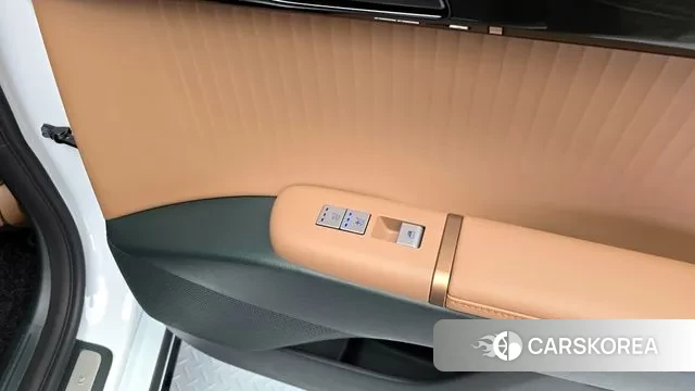 Hyundai Grandeur (GN7) id 3267646 из Кореи 9