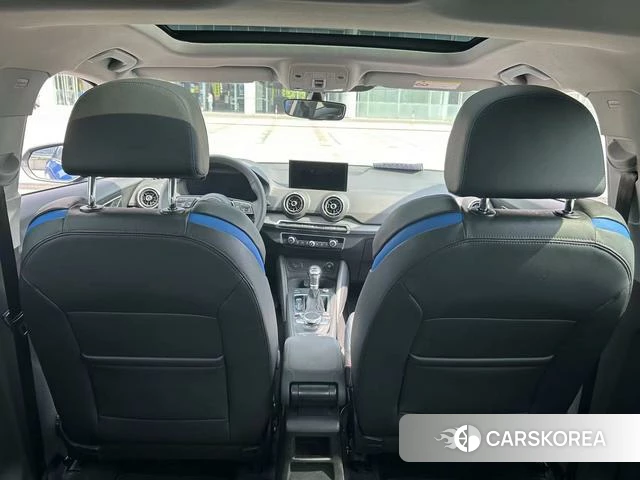 Audi Q2L e-tron id 4307125 из Китая 9