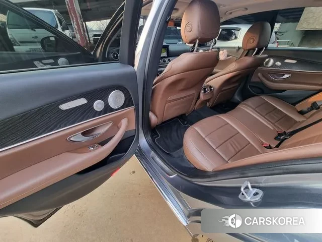 Mercedes-Benz E-Class W213 id 3612583 из Кореи 9