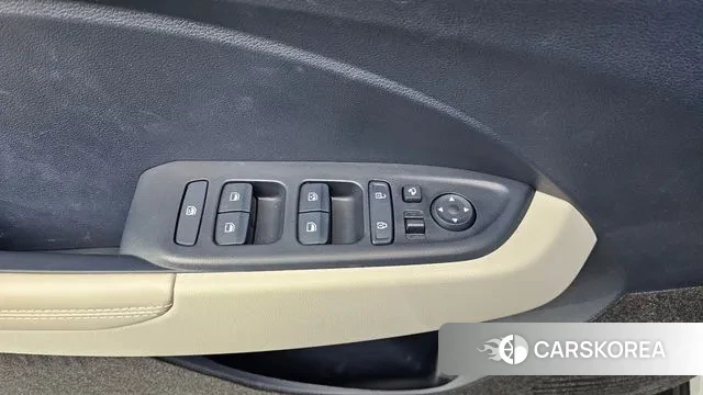 Hyundai Venue id 3664684 из Кореи 9