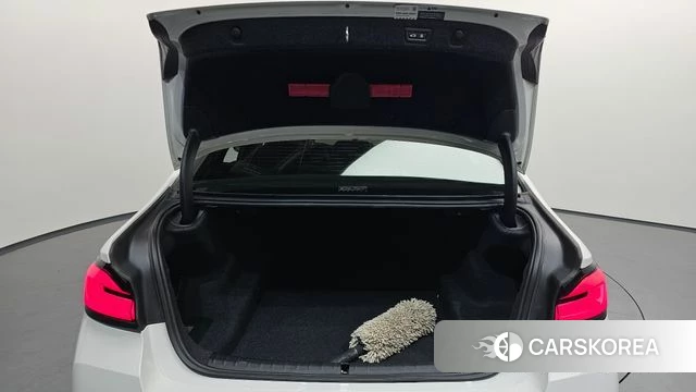 BMW 5 Series (G30) id 4410149 из Кореи 9