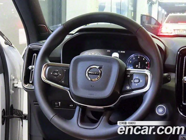 Volvo XC40 id 2666587 из Кореи 9