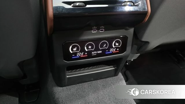 BMW 5 Series (G60) id 4669750 из Кореи 9