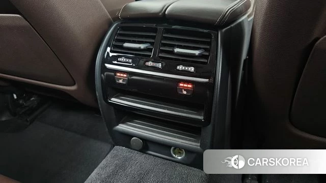 BMW 5 Series (G30) id 4285199 из Кореи 9