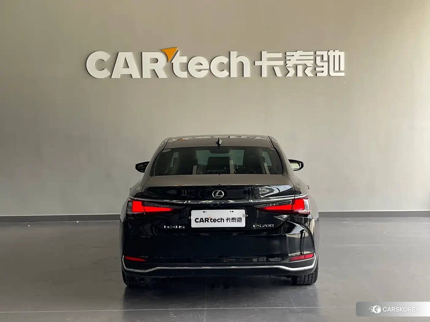 Lexus ES id 4577608 из Китая 9