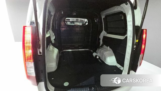 Hyundai Staria id 4880011 из Кореи 9