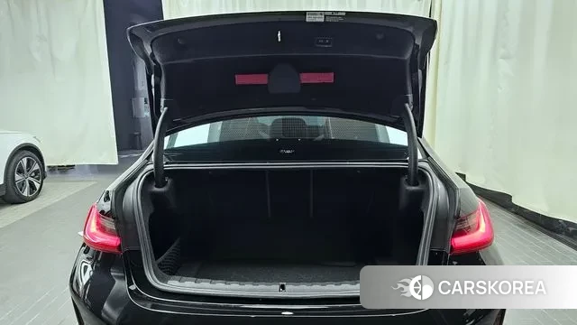 BMW 3 Series (G20) id 3400426 из Кореи 9