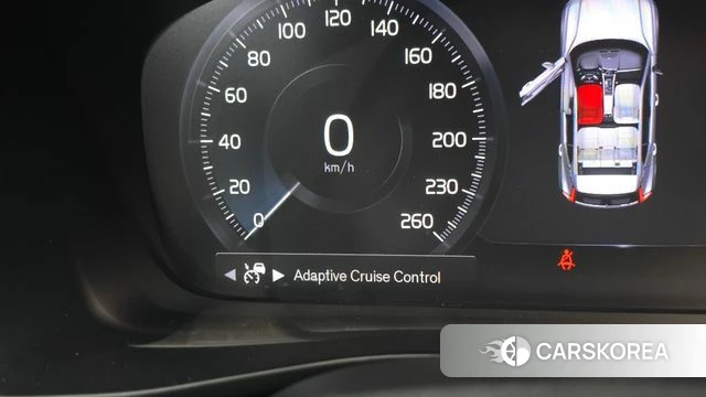 Volvo XC40 id 3878945 из Кореи 9