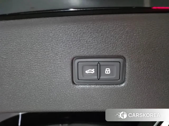 Audi Q8 (4M) id 3202649 из Кореи 9