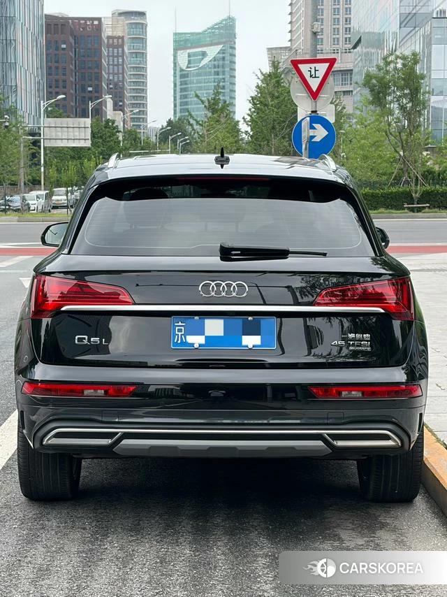 Audi Q5L id 4368315 из Китая 9
