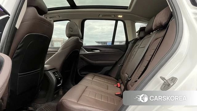 BMW X3 id 4299736 из Китая 9