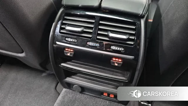 BMW 5 Series (G30) id 3587812 из Кореи 9