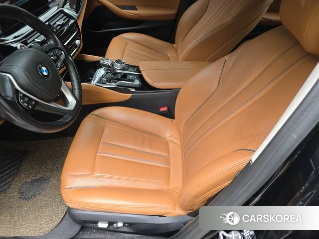 BMW 5 Series (G30) id 4536742 из Кореи 9