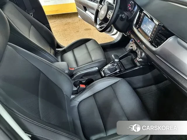 Kia Stonic id 2995751 из Кореи 9