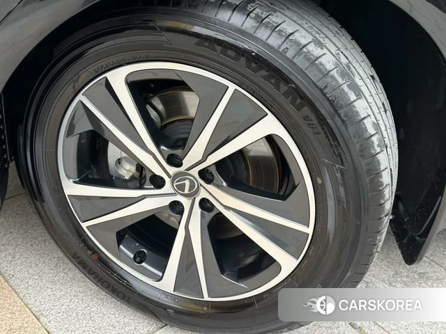 Lexus RX id 4262044 из Китая 9
