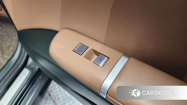 Hyundai Grandeur (GN7) id 3114993 из Кореи 9