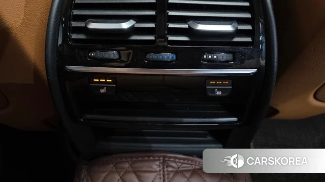 BMW 5 Series (G30) id 4587339 из Кореи 9