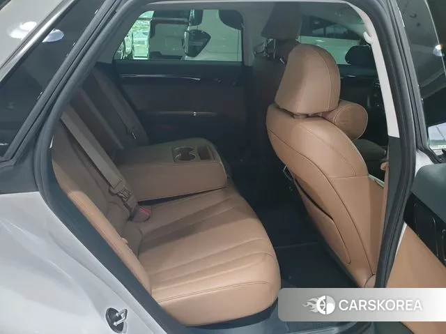 Hyundai Grandeur (GN7) id 3236662 из Кореи 9