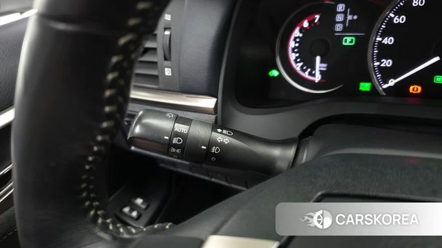 Lexus CT200h id 4751314 из Кореи 9