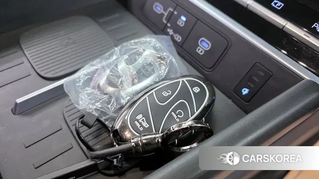 Hyundai Santa Fe (MX5) id 3674957 из Кореи 9