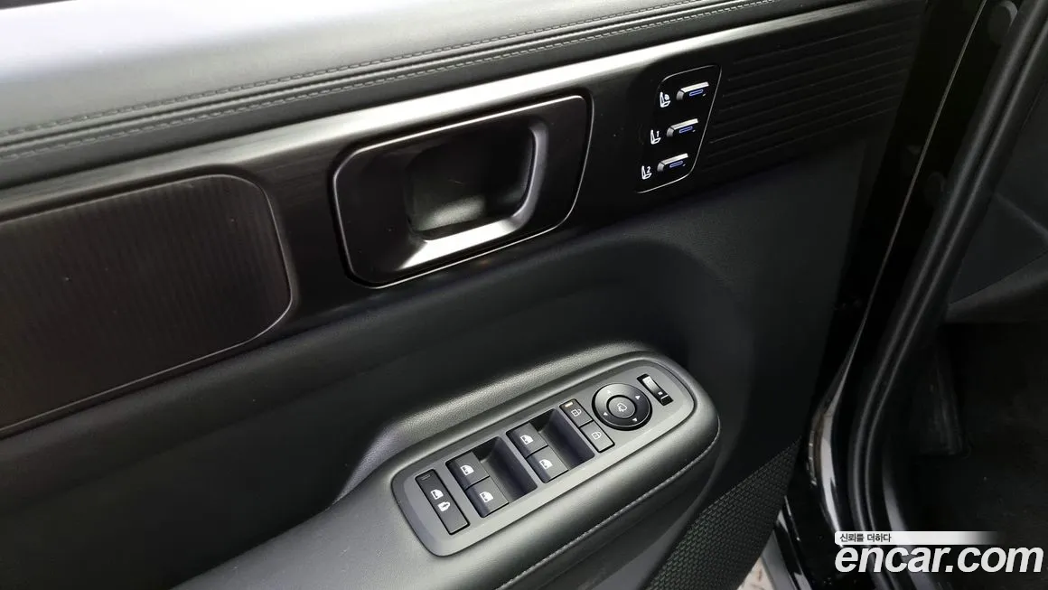 Hyundai Santa Fe (MX5) id 2084804 из Кореи 9