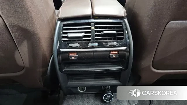 BMW 5 Series (G30) id 3531268 из Кореи 9