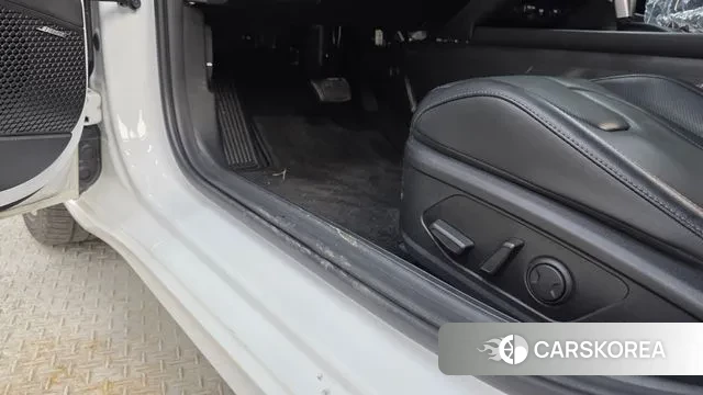 Hyundai Avante Hybrid (CN7) id 3770463 из Кореи 9