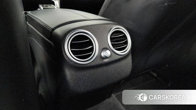 Mercedes-Benz C-Class W205 id 3845666 из Кореи 9