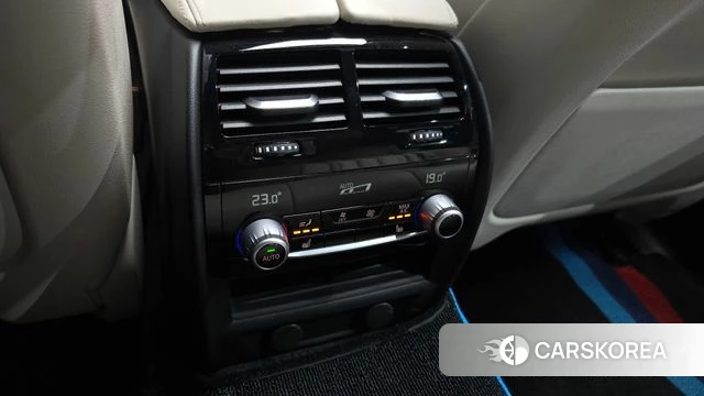 BMW 5 Series (G30) id 4180289 из Кореи 9