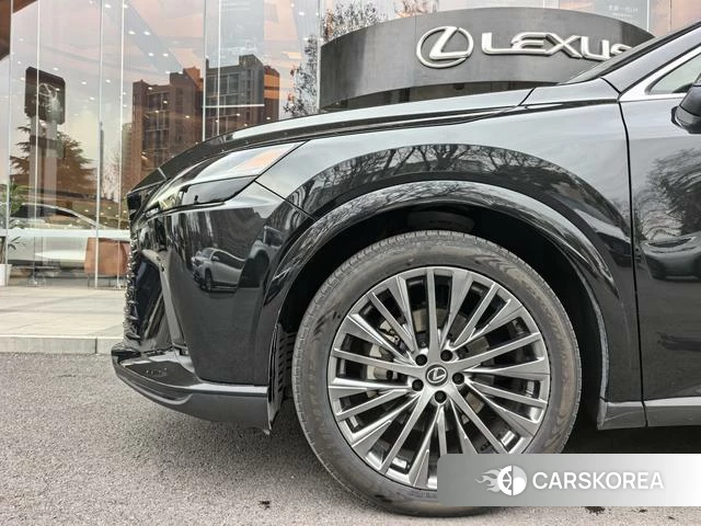 Lexus RX id 4262248 из Китая 9
