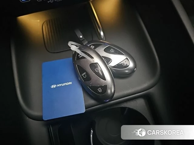 Hyundai Grandeur (GN7) id 3818192 из Кореи 9