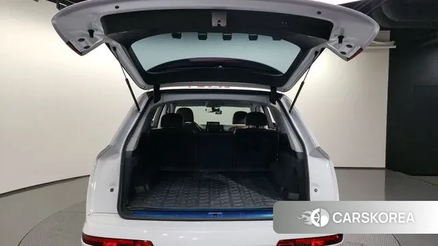 Audi Q7 (4M) id 3380165 из Кореи 9