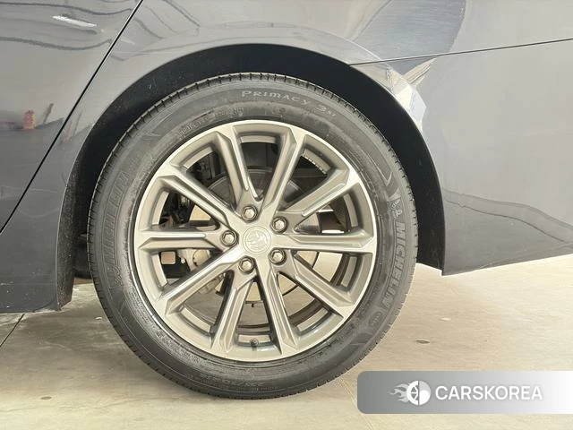 Buick Lacrosse id 4253793 из Китая 9