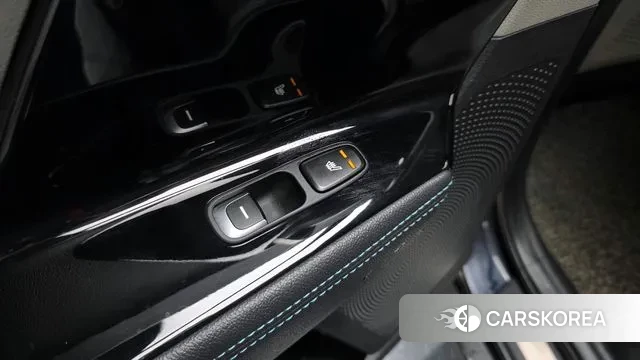 Kia Niro id 3713878 из Кореи 9